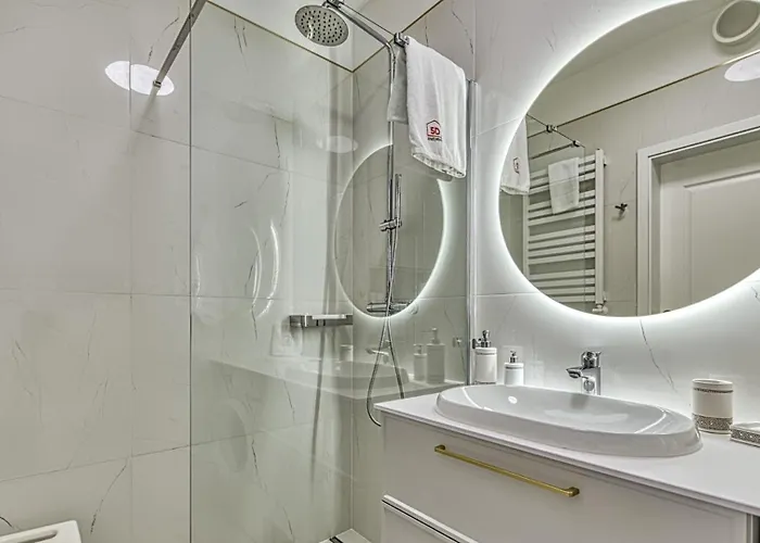 314 Z Widokiem Na Morze, Basenem I - 5d Нехоже